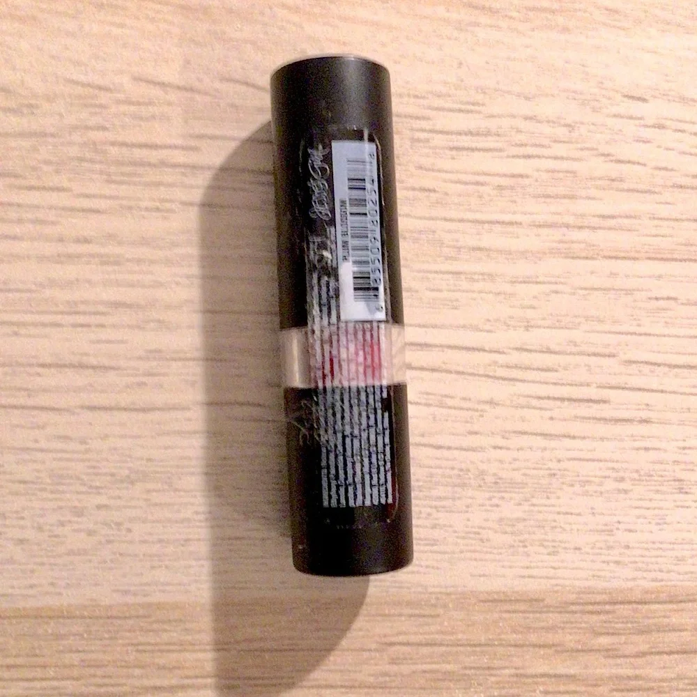 Jesse's Girl's Lipstick